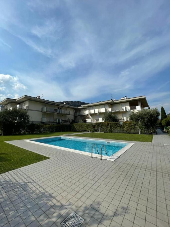 Garden & Pool Perugini Apartment Torbole Sul Garda Exterior foto