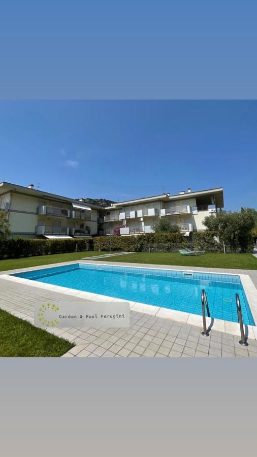 Garden & Pool Perugini Apartment Torbole Sul Garda Exterior foto