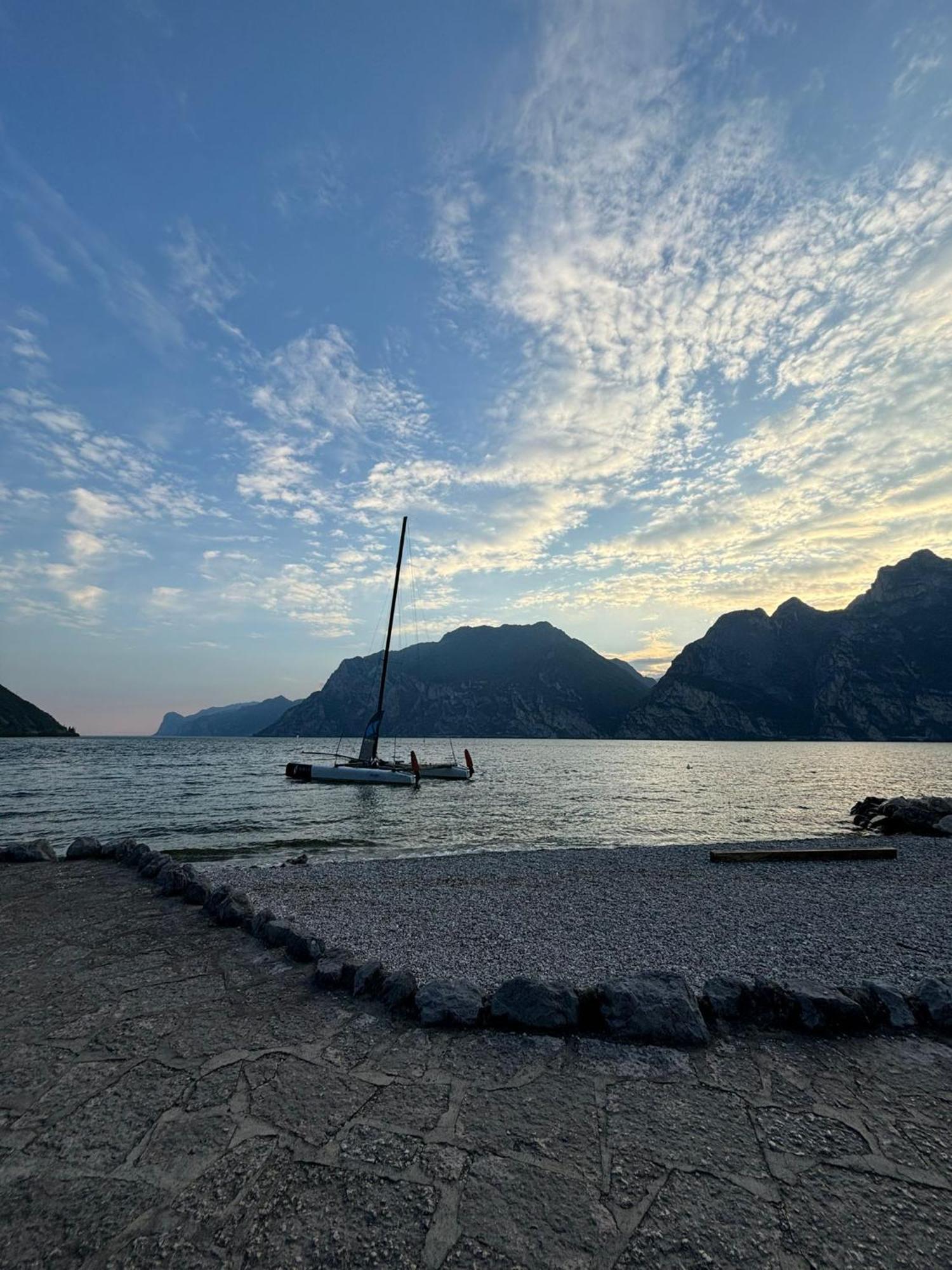 Garden & Pool Perugini Apartment Torbole Sul Garda Exterior foto