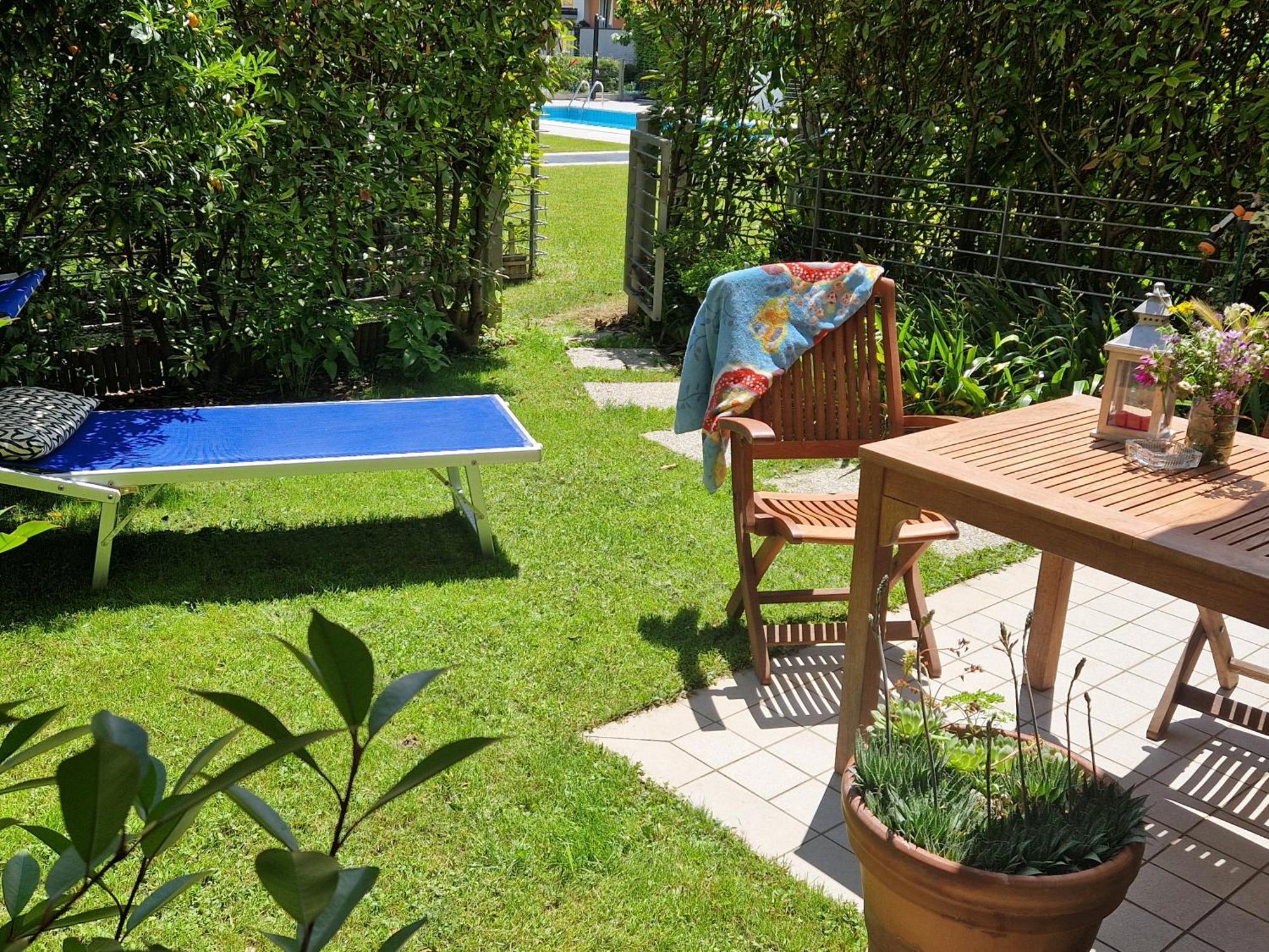 Garden & Pool Perugini Apartment Torbole Sul Garda Exterior foto